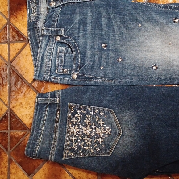 Miss Me Skinny Jeans 28 2 pairs - Picture 2 of 7